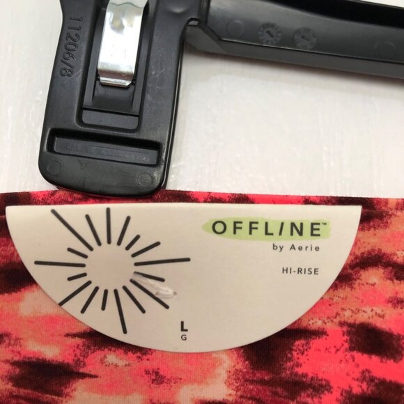 Offline by Aerie Women's Hi-Rise Leggings Large Red & Orange‎ Abstract Print NWT - Picture 5 of 7